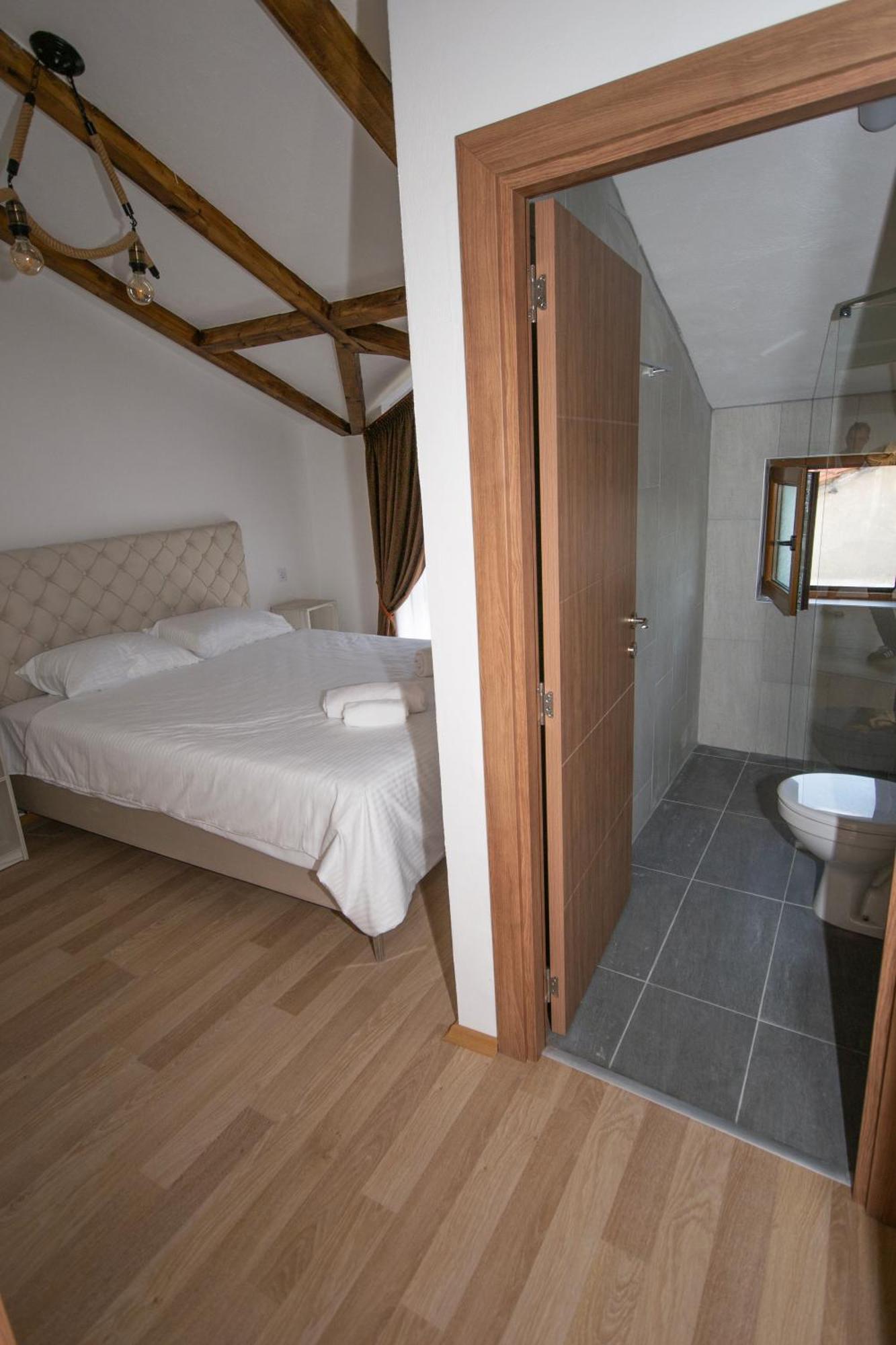 Arаbeska Family Winery & Apartments 카바다르시 외부 사진