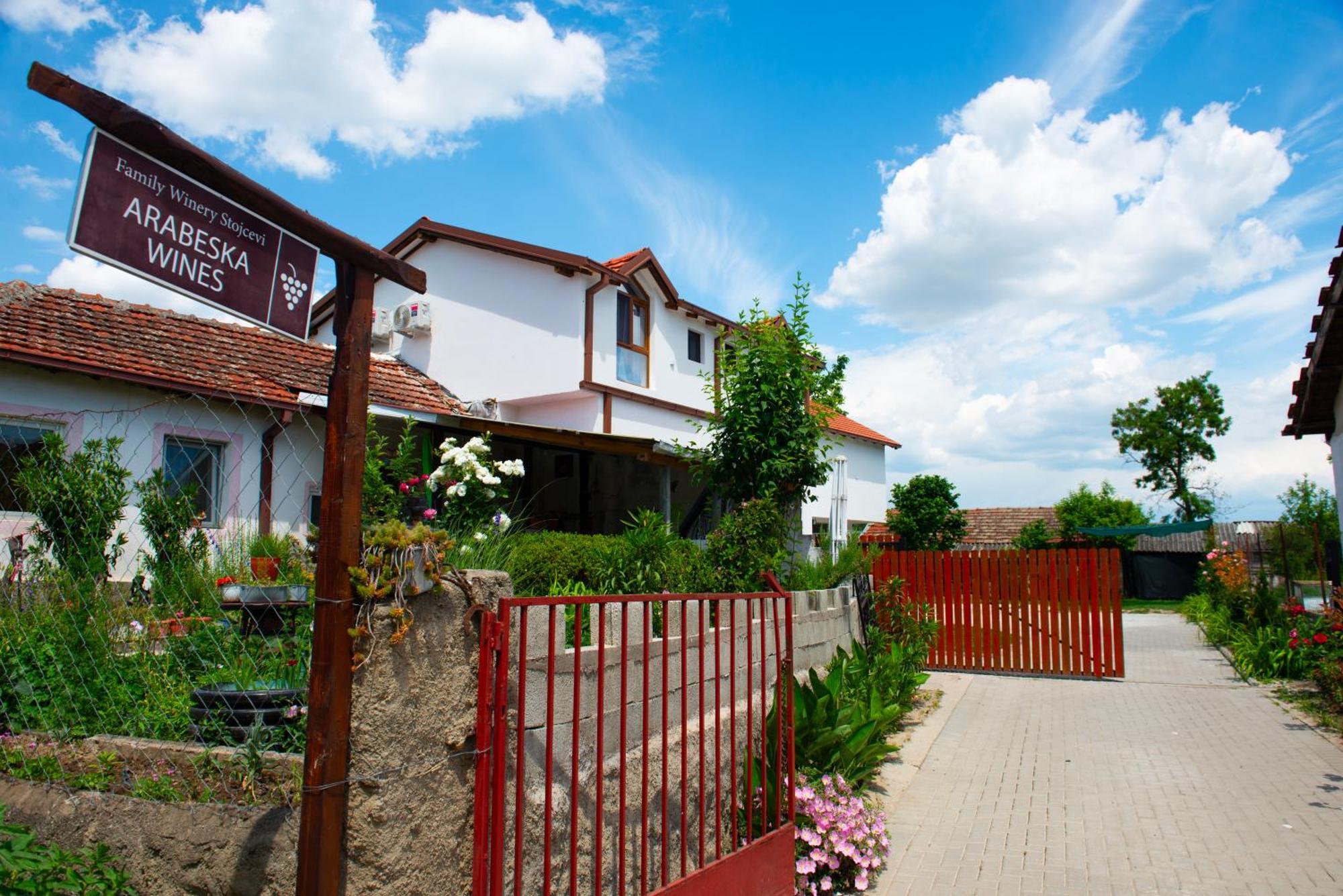 Arаbeska Family Winery & Apartments 카바다르시 외부 사진